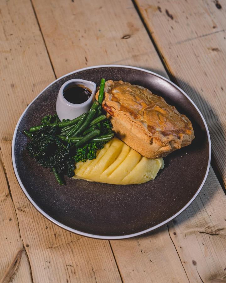 The Sun Inn At Hook Norton 外观 照片