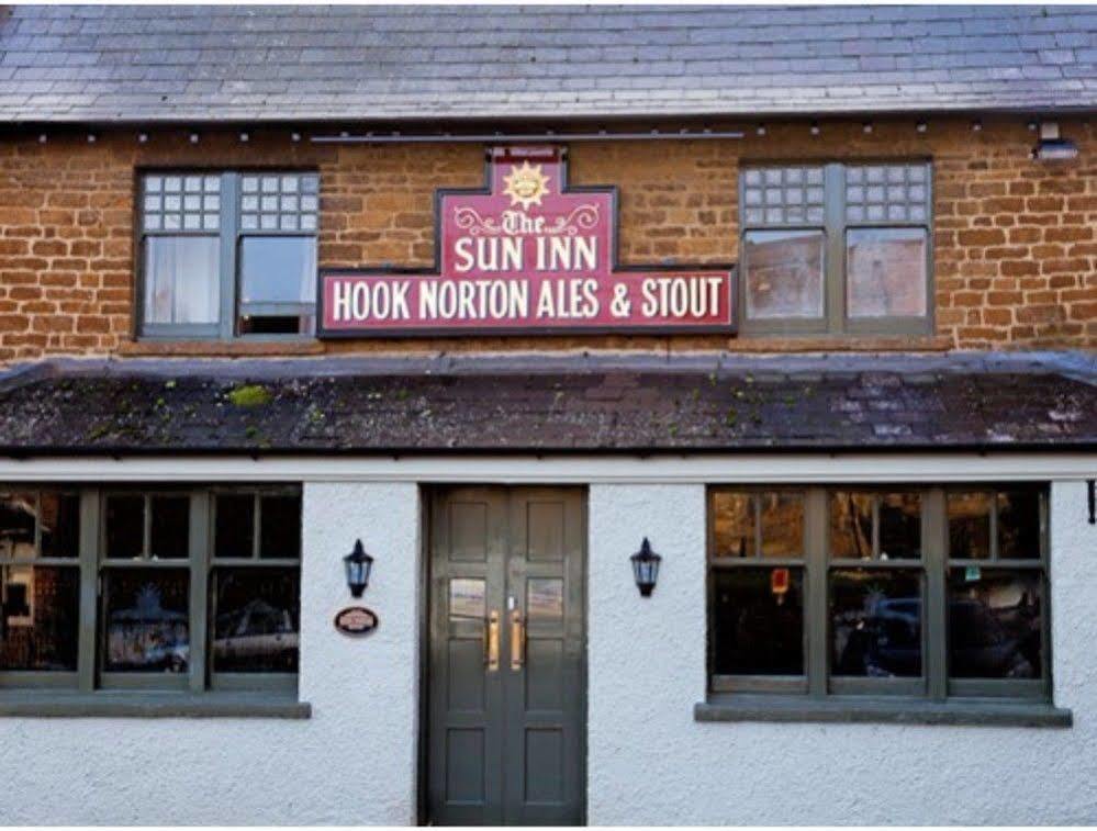 The Sun Inn At Hook Norton 外观 照片