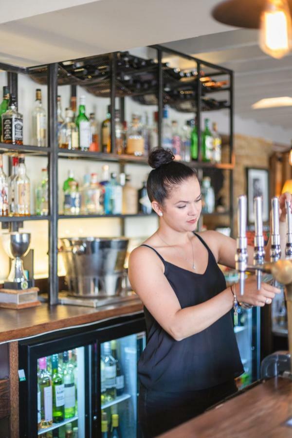 The Sun Inn At Hook Norton 外观 照片